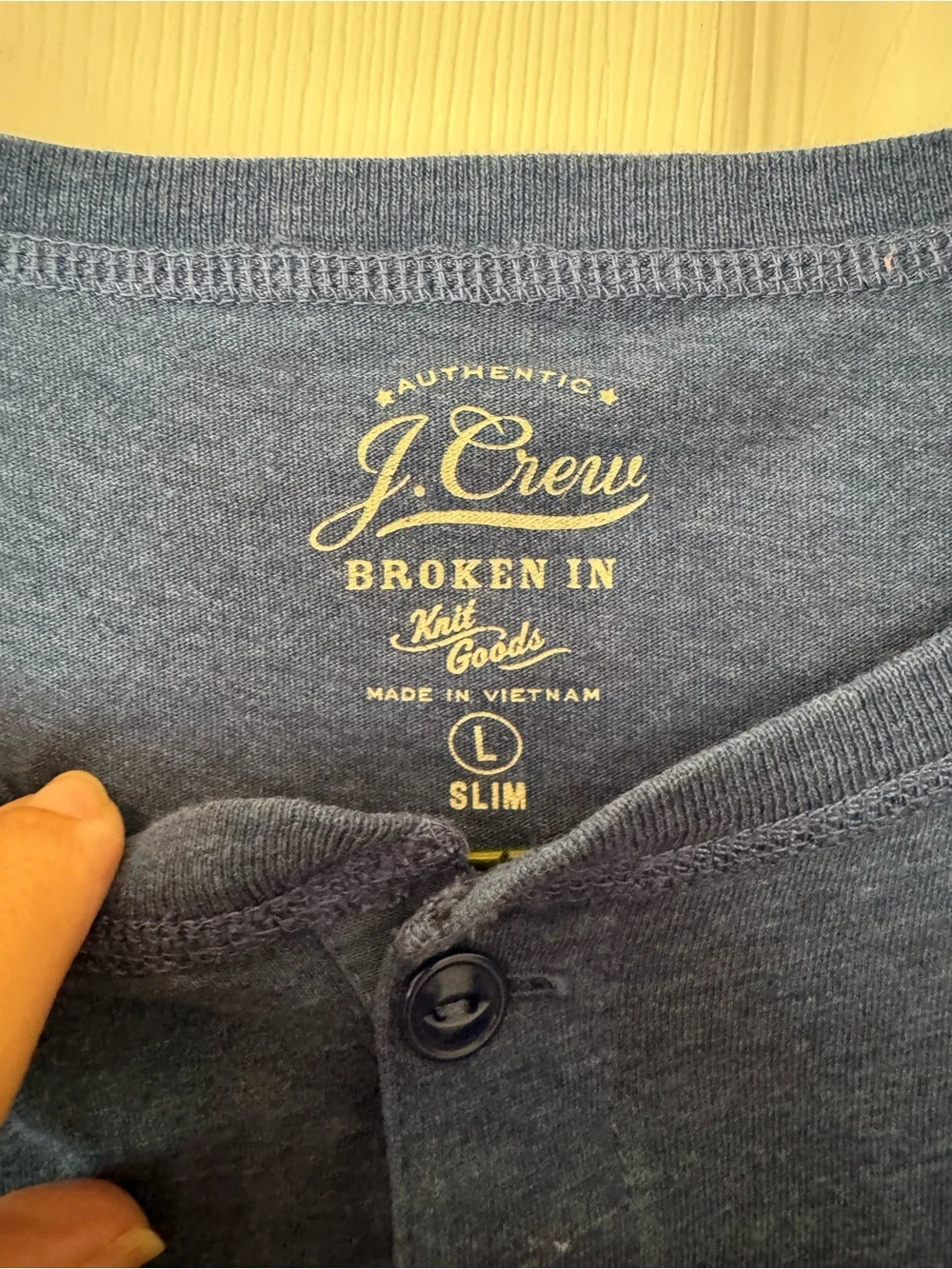 J.Crew Broken-In Knit Goods Men’s Large Slim Blue Short Sleeve Henley T-Shirt